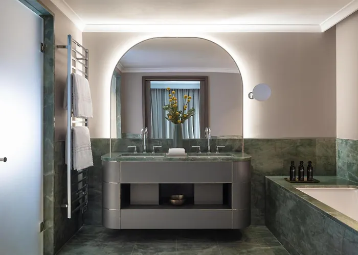 Anantara Plaza Nice Hotel - A Leading Hotel Of The World